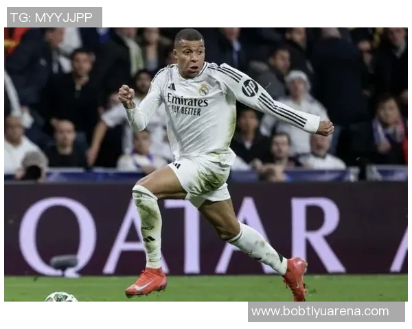 姆巴佩因脚踝不适提前归队将返回皇马进行详细检查 姆巴佩因脚踝不适提前归队将返回皇马进行详细检查